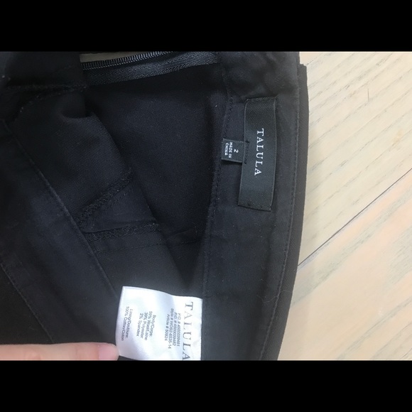 Aritzia Talula Asymmetrical Skort - Picture 4 of 8